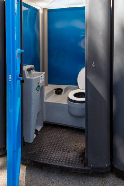 Portable Toilet Options We Offer in Peosta, IA